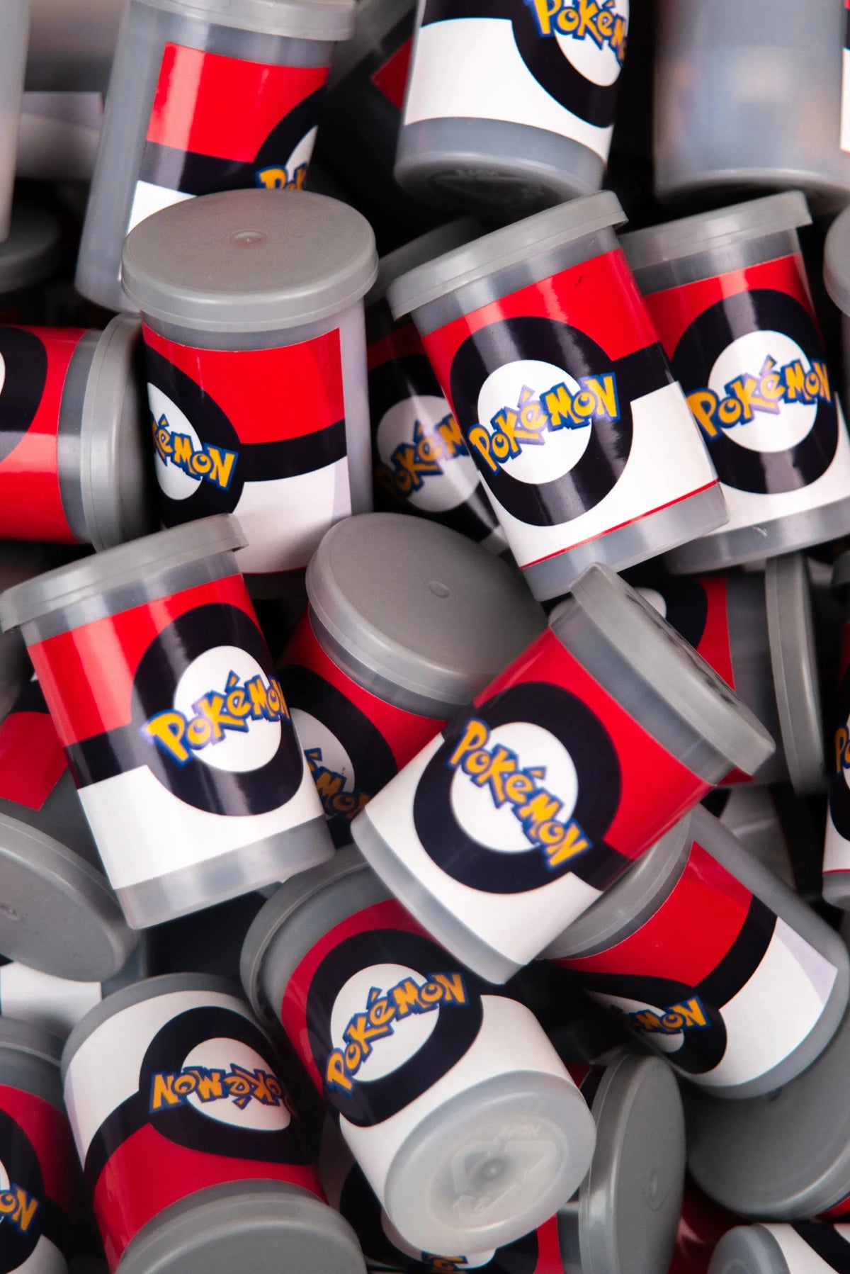 ECN-2 – Pokémon 100T – 135/36 - Photo Studio Berlin