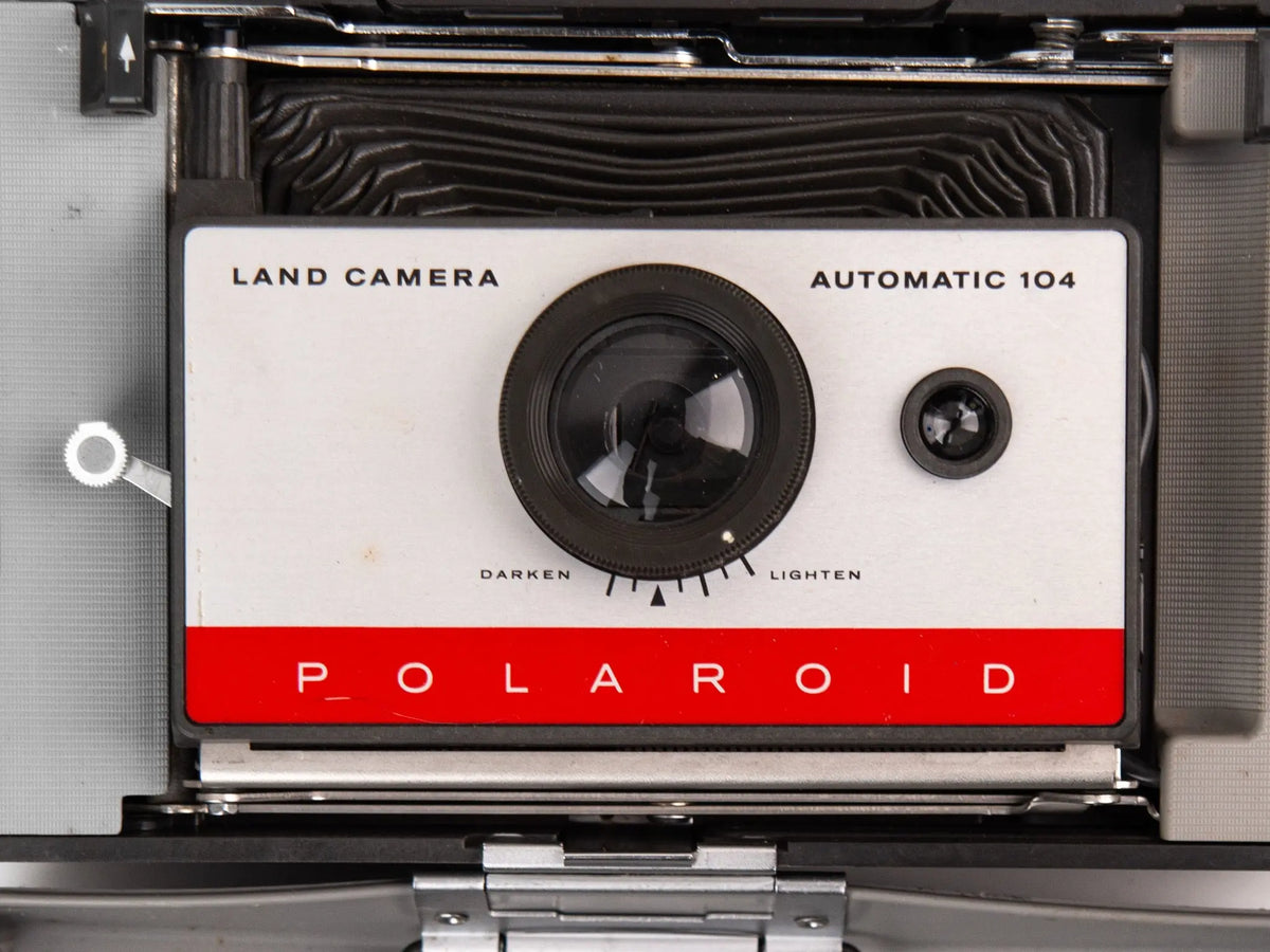 Cámara plegable vintage Polaroid 104 Automatic